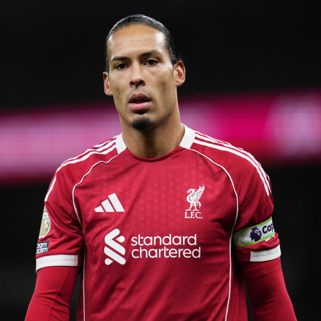G.Saray'dan Van Dijk bombası!