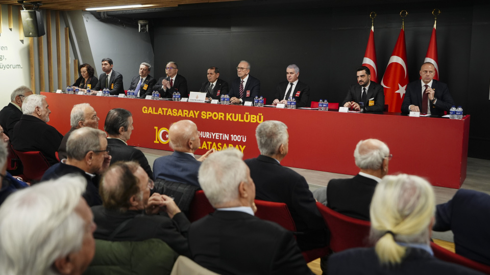 Galatasaray'da divan kurulu toplantısı zamanı!