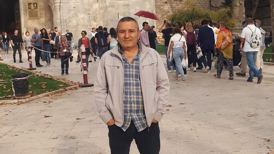 Komşusunu öldürüp canına kıydı