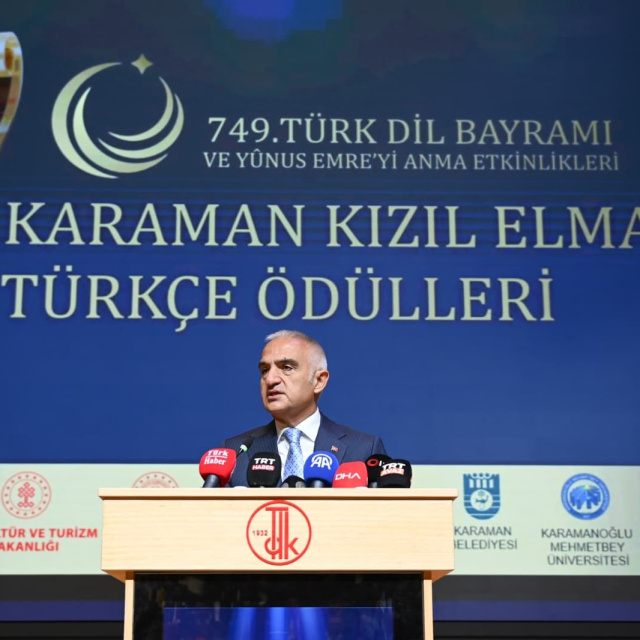 Bakan Ersoy '749. Türk Dil Bayramı' programında konuştu