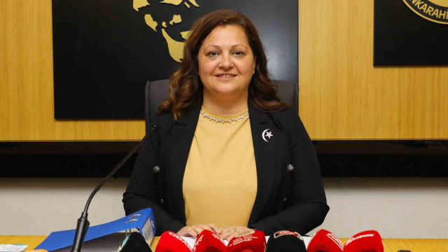 Burcu Köksal kimdir?