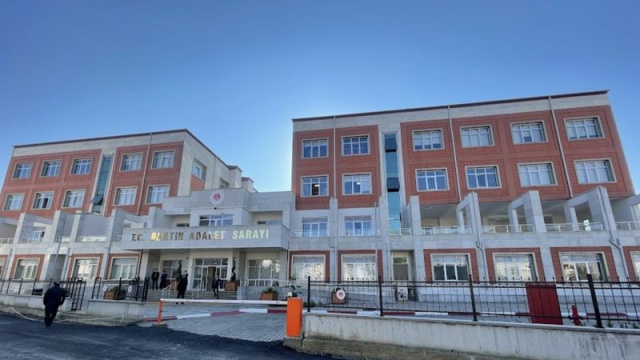 İstismar soruşturmasında anneye de tutuklama