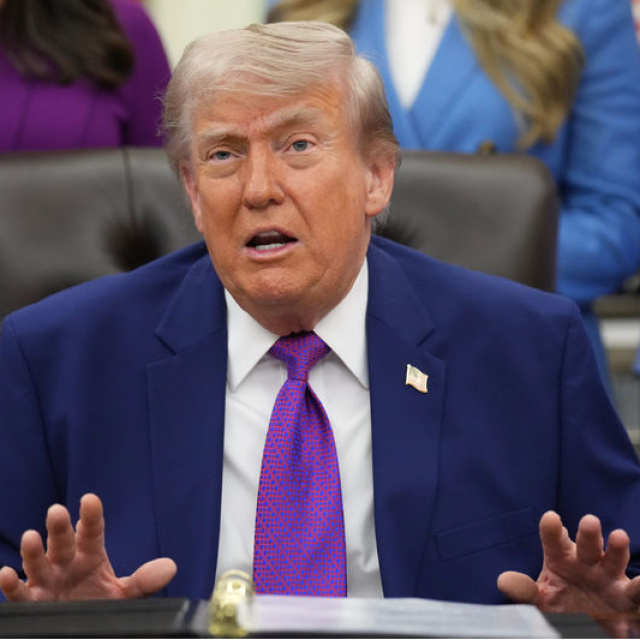 Trump'tan ABD medyasına 'vatana ihanet' suçlaması