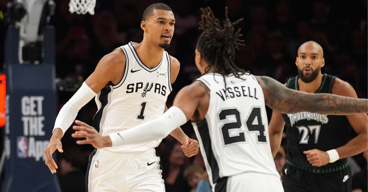 Spurs seride Timberwolves'uöne geçirdi