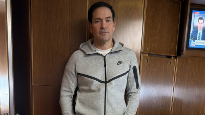 Rubio'nun eşofmanı gündem oldu