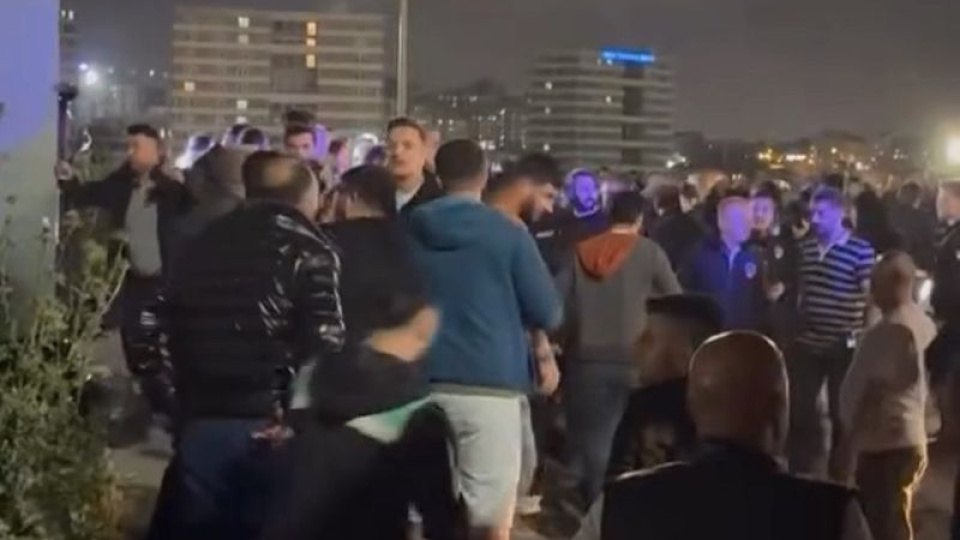 Halde bıçaklı kavga! 7 gözaltı, 12 polis yaralı