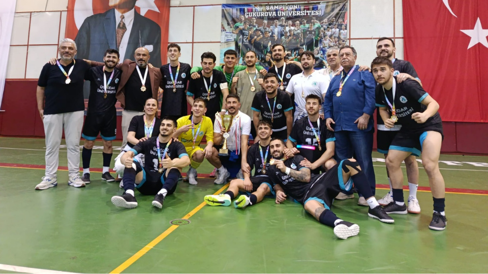 Üsküdar Üniversitesi Futsal Takımı Türkiye şampiyonu!