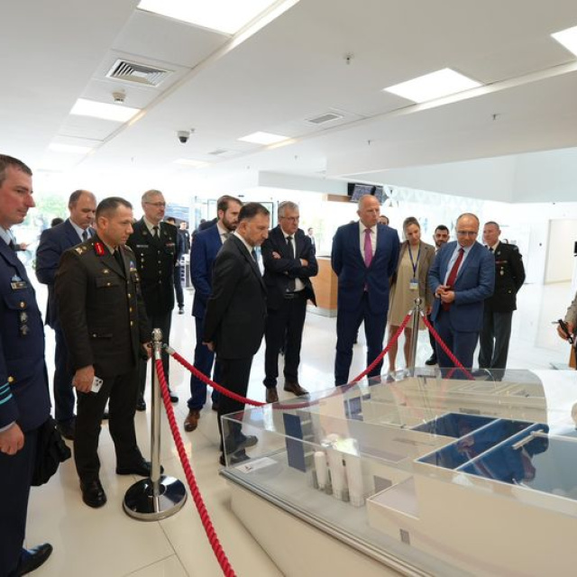 Belçika Savunma Bakanı, TUSAŞ'ı ziyaret ett