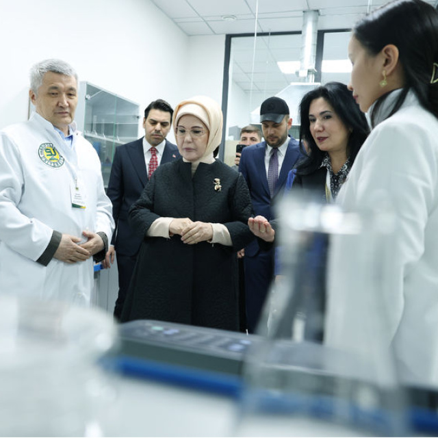 Emine Erdoğan, Sıfır Atık Eğitim Laboratuvarı'nın açılışını yaptı