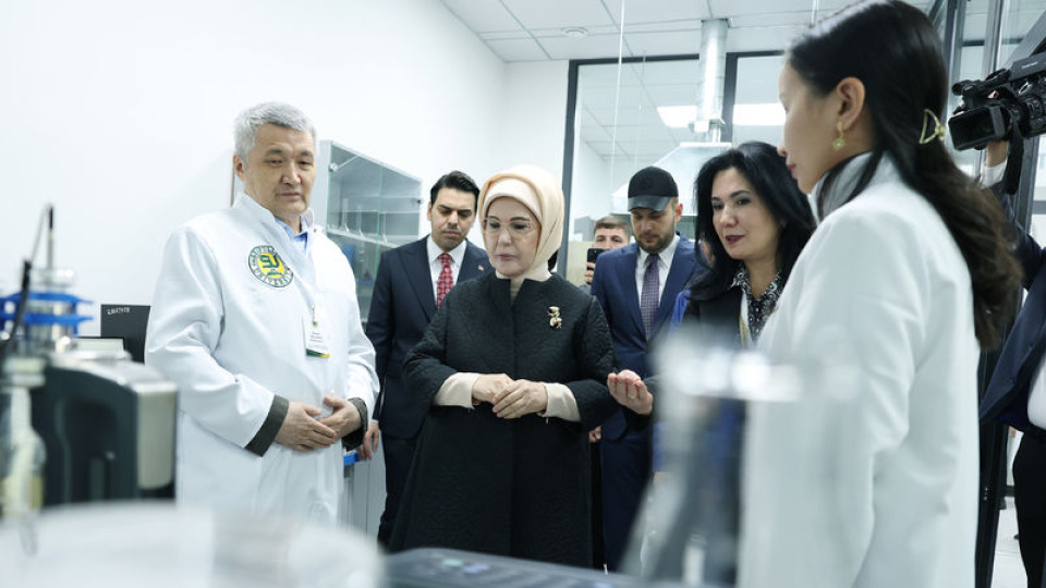 Emine Erdoğan, Sıfır Atık Eğitim Laboratuvarı'nın açılışını yaptı