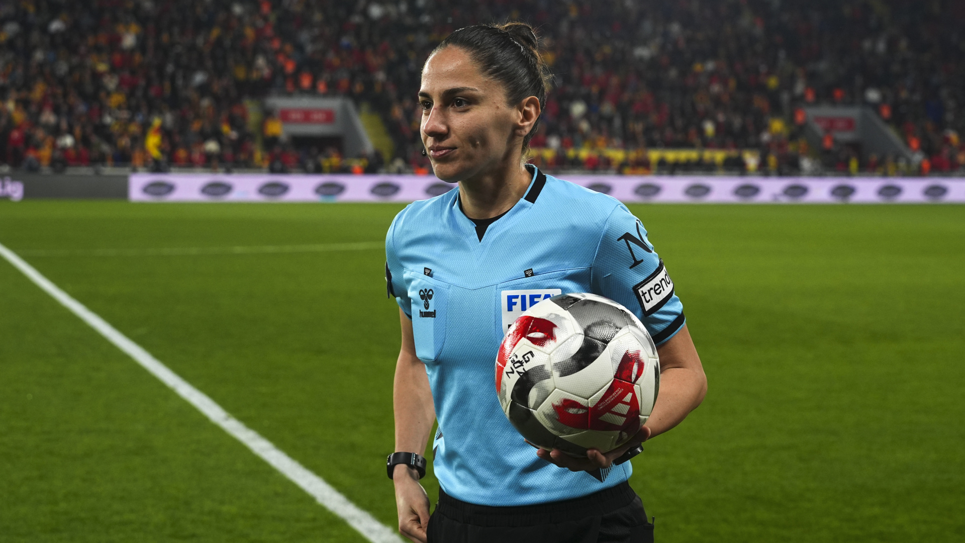 Süper Lig'de 2 Maçı Kadın Hakemler Yönetecek