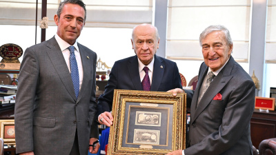 Rahmi Koç ile Ali Koç'u kabul etti