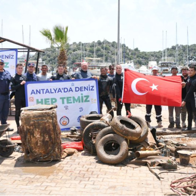Denizden çamaşır makinesi bile çıktı