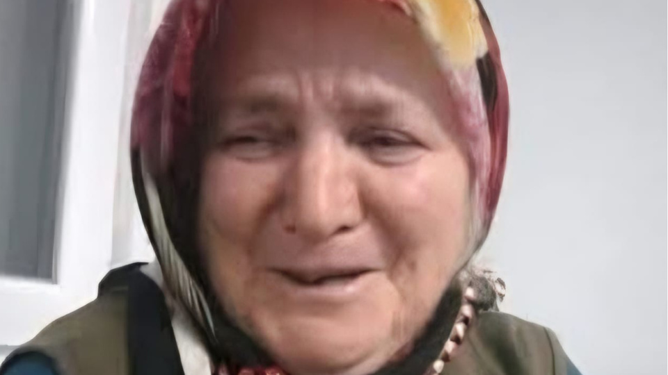 Oğluyla aynı gün vefat etti