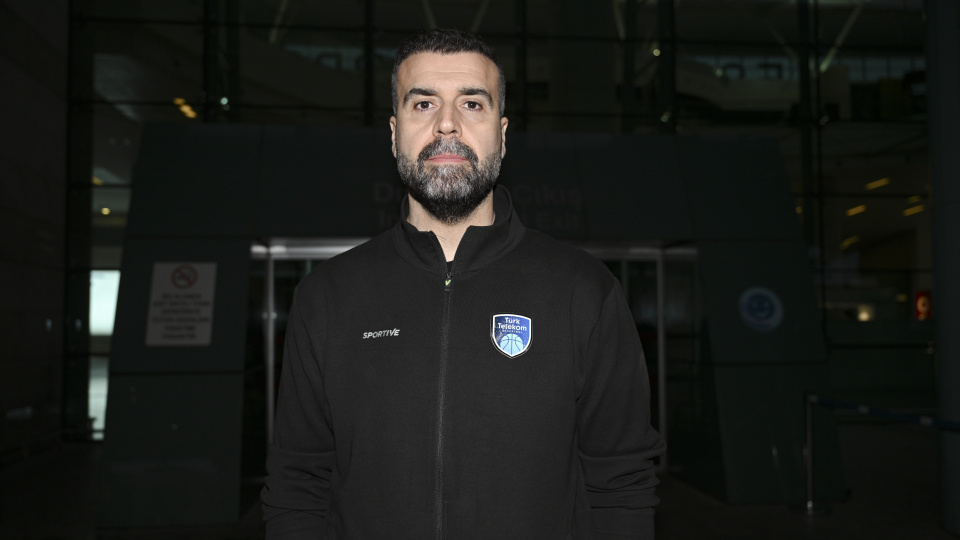 Türk Telekom'dan Erdem Can kararı!