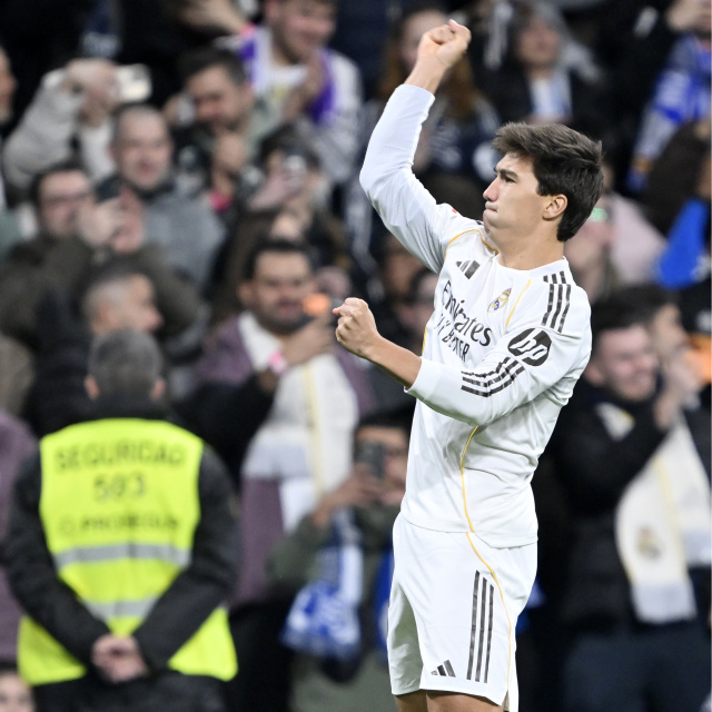 Real Madrid galibiyete uzandı!