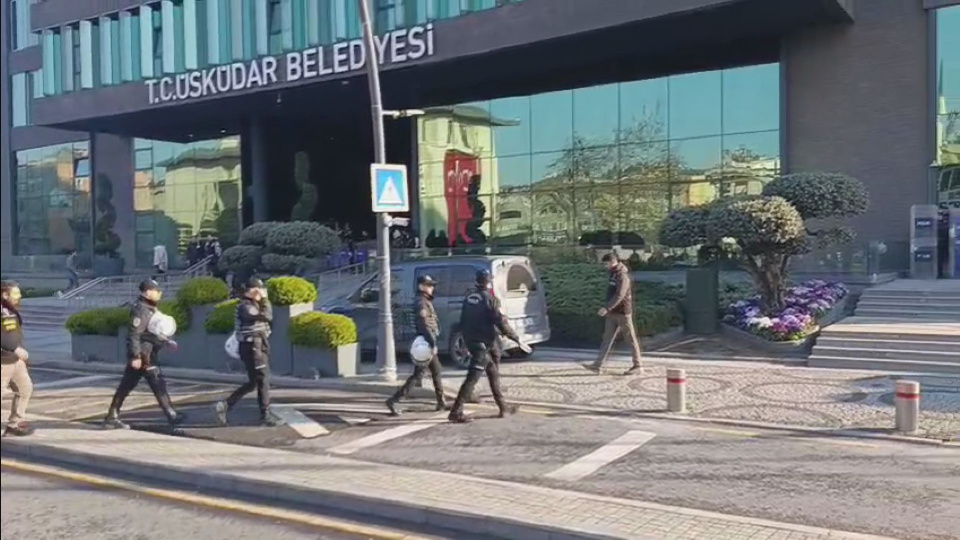 Üsküdar Belediyesi'ne operasyon: 7 gözaltı