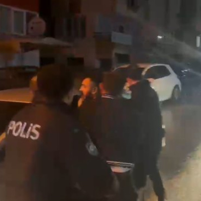 Kelepçeli halde kaçtı! Yakalandı!