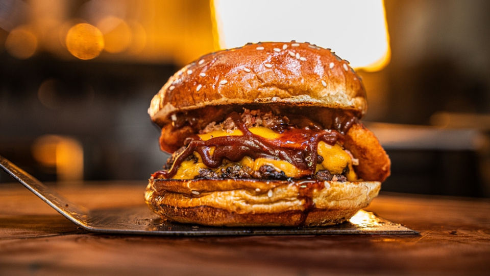 Online siparişin kralı hamburger oldu