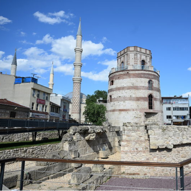 Makedon Kulesi haziranda açılıyor