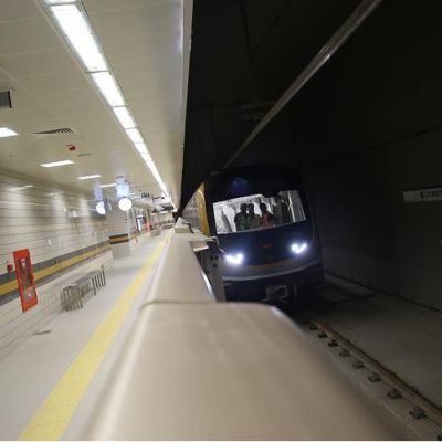 İstanbul'da iki metro hattında teknik arıza!