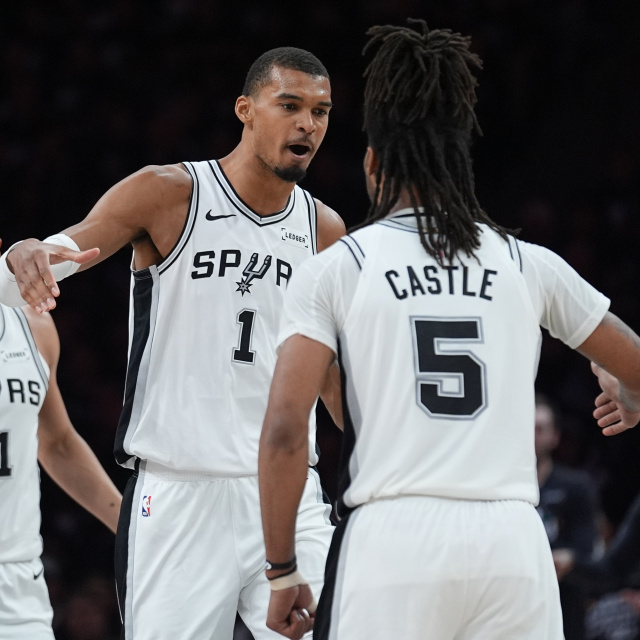 Spurs konferans finaline yükseldi!