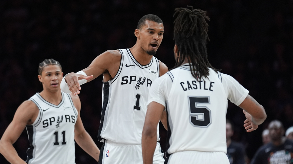 Spurs konferans finaline yükseldi!