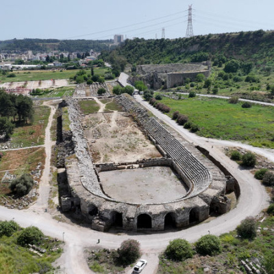 Perge'de bulundu! Mahkumların üzerine salınmış