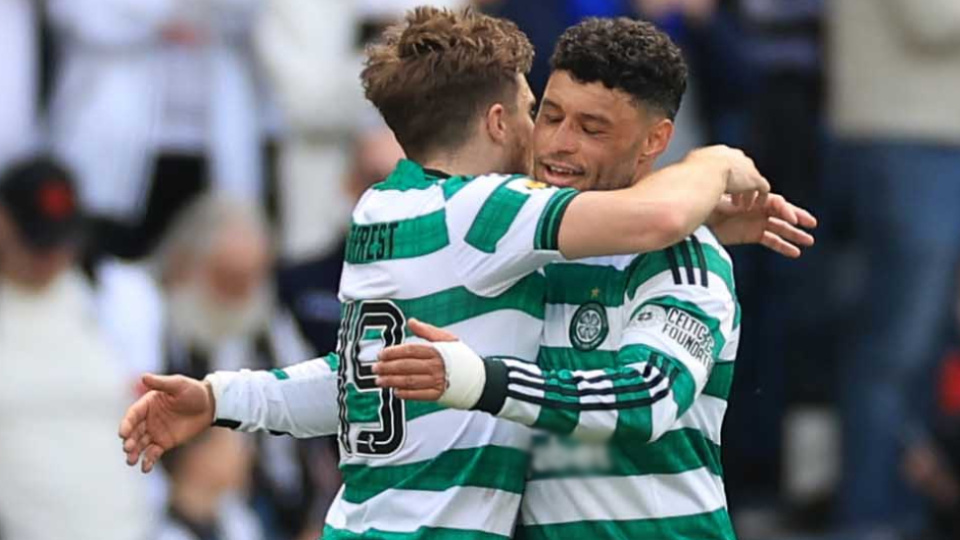 İskoçya'da şampiyon Celtic!
