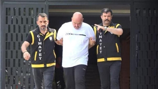 Bursa'da otomobilde patronunun boğazını kesmişti