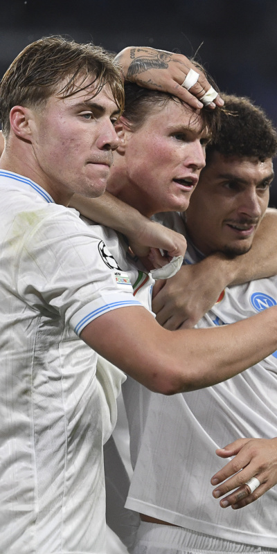 Napoli Devler Ligi'ni garantiledi!