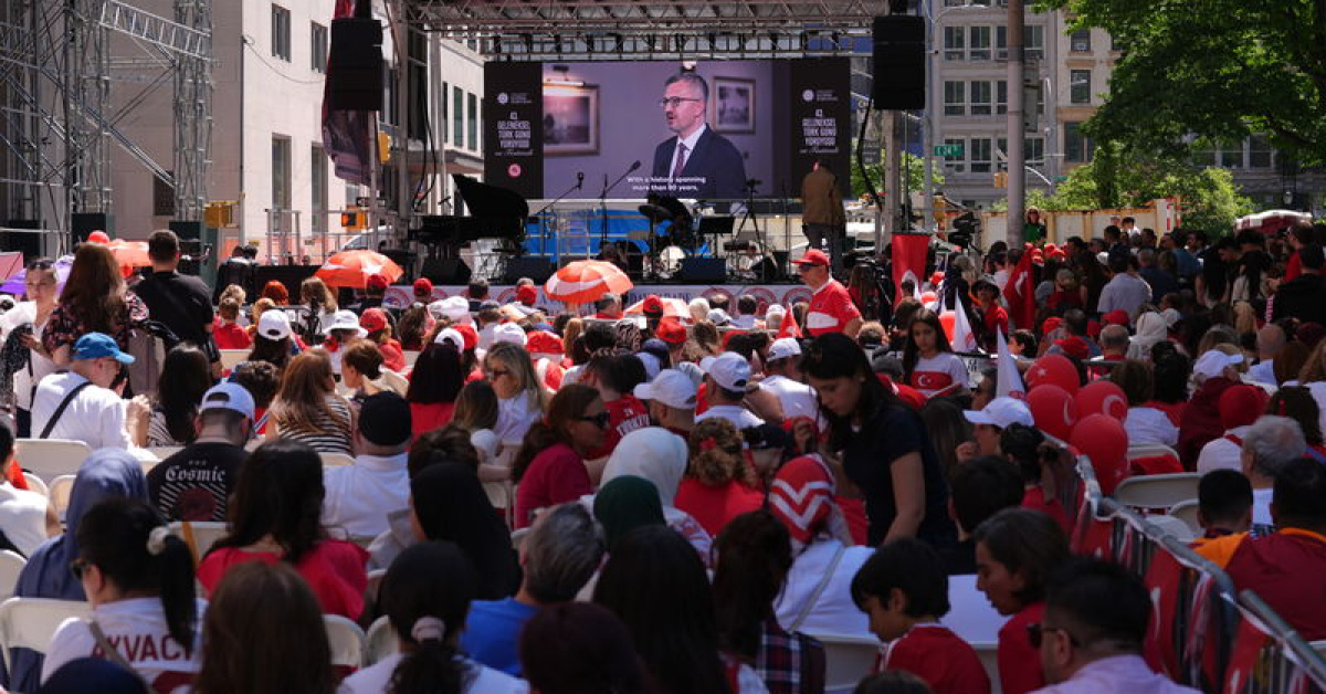 New York'da 43. Türk Günü Yürüyüşü kutlandı