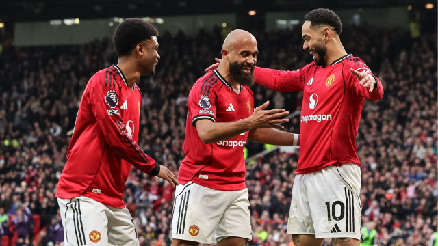 5 gollü maçta kazanan Man. United!