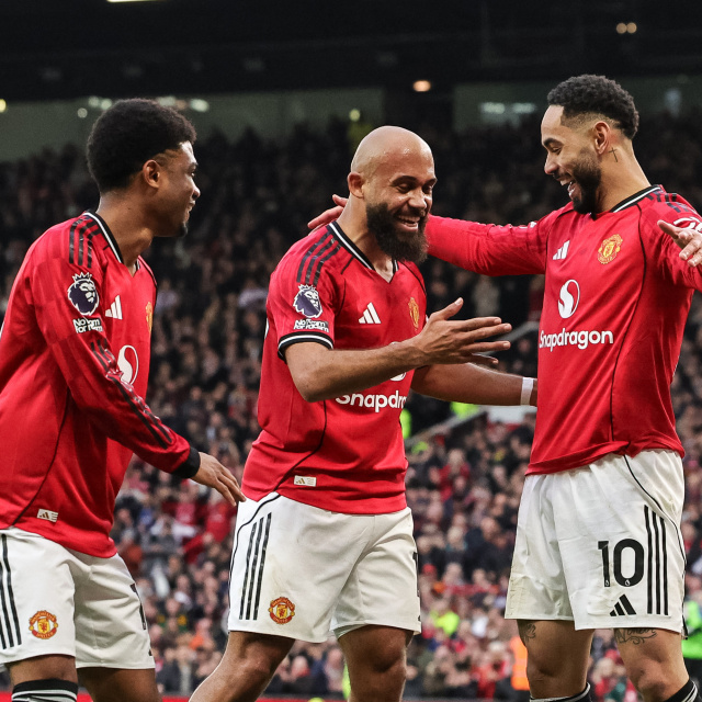 5 gollü maçta kazanan Man. United!