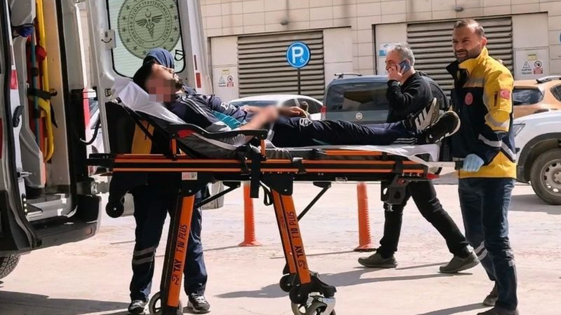 Bursa'da halı sahadaki ‘faul’ tartışmasının tarafları arasında 3 ay sonra bıçaklı kavga... Ensesinden bıçakladı! | Son dakika haberleri