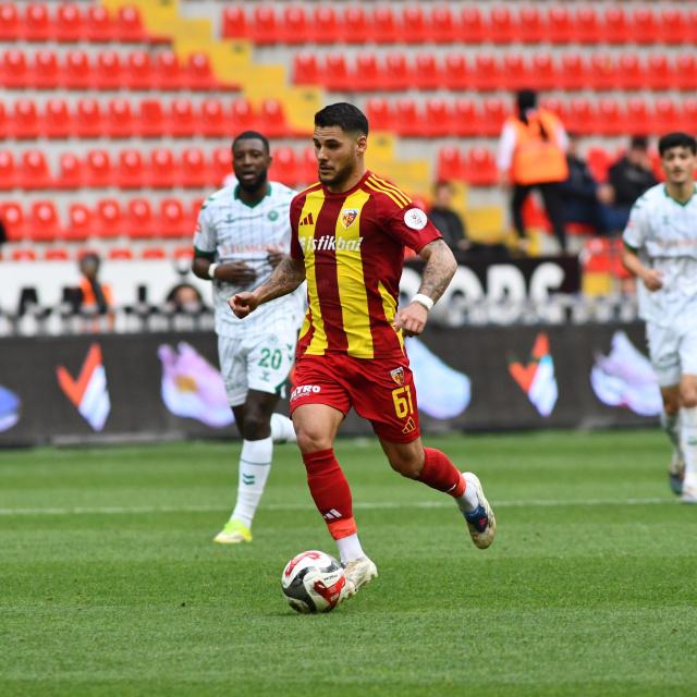 Kayserispor galibiyetle veda etti!