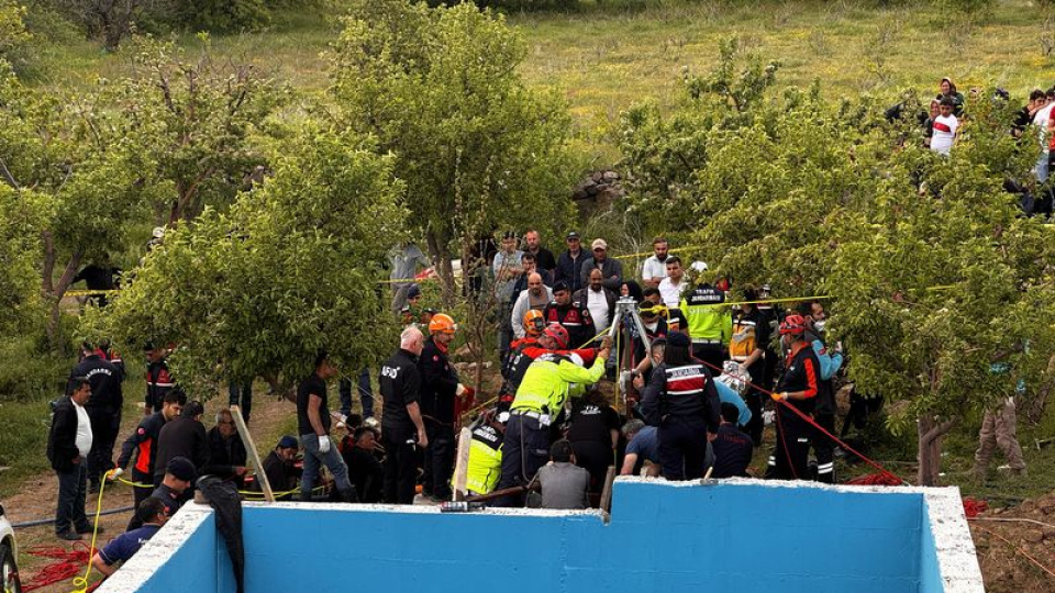 Temizlik için kuyuya giren 3 kişi öldü, 1 kişi tedavi altında