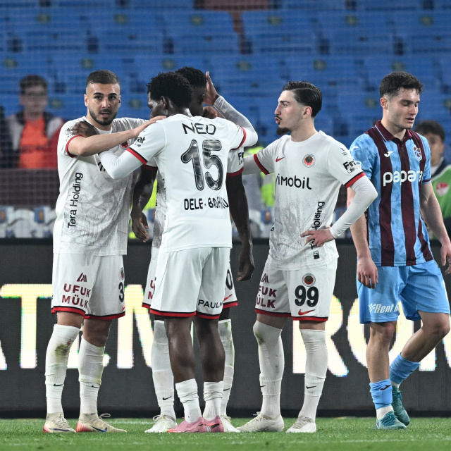 Gençlerbirliği, Süper Lig'de kaldı!