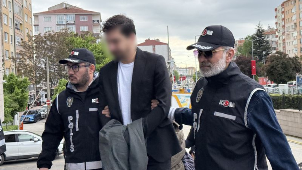 "Usulsüzlükleri söyleyince kovuldum"