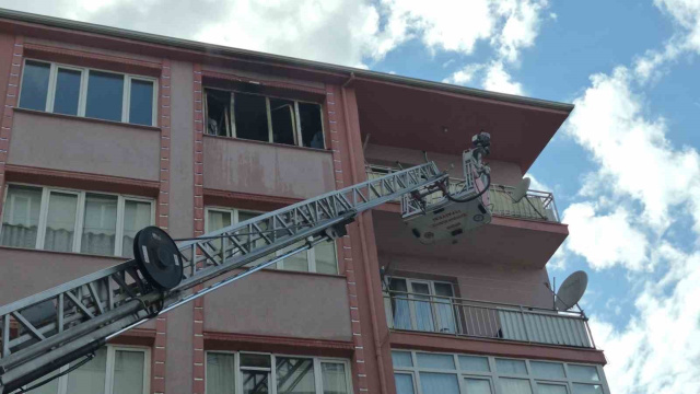 Sürünerek kaçmaya çalışan kadın öldü