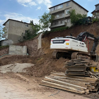 Kocaeli'de toprak kayması! Korkutan görüntü!