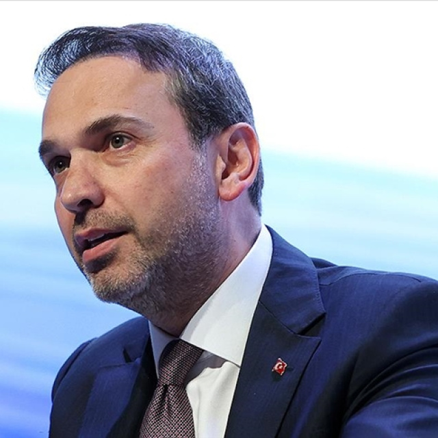"Bağımsızlık meşalesi bugün Türkiye'nin enerjisine güç oluyor"