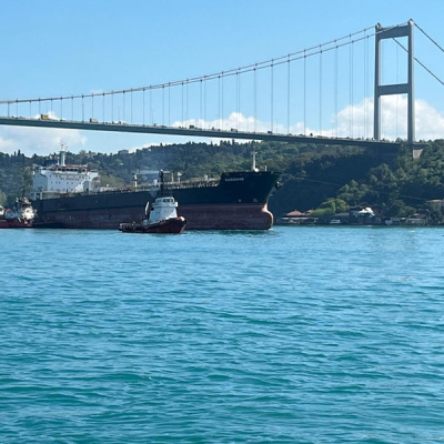 Boğaz'da gemi trafiği durduruldu