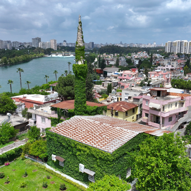 Botanik bahçesi değil cami!
