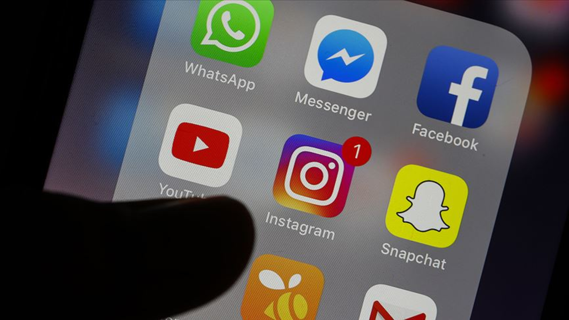 Instagram, anlık fotoğraf paylaşımını kolaylaştıran 'Şipşak' özelliğini tanıttı