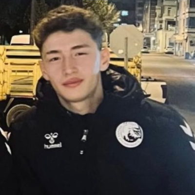 16 yaşındaki futbolcu hayatını kaybetti