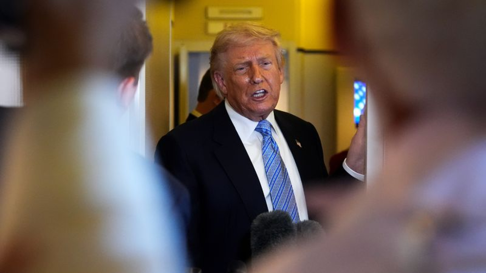 Son dakika: ABD Başkanı Trump: İran anlaşma yapmak için yalvarıyor | Dış Haberler