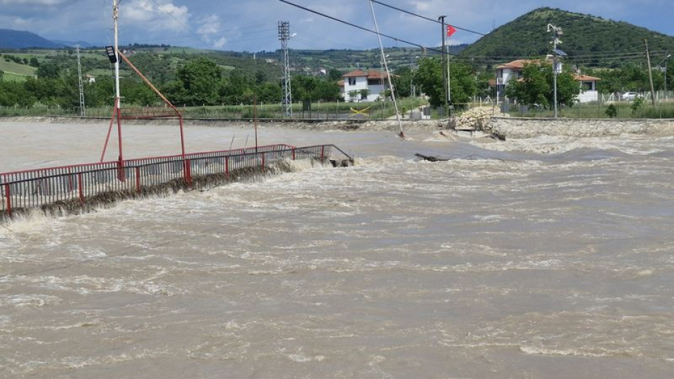 Tokat Erbaa'da tarım alanlarını su bastı