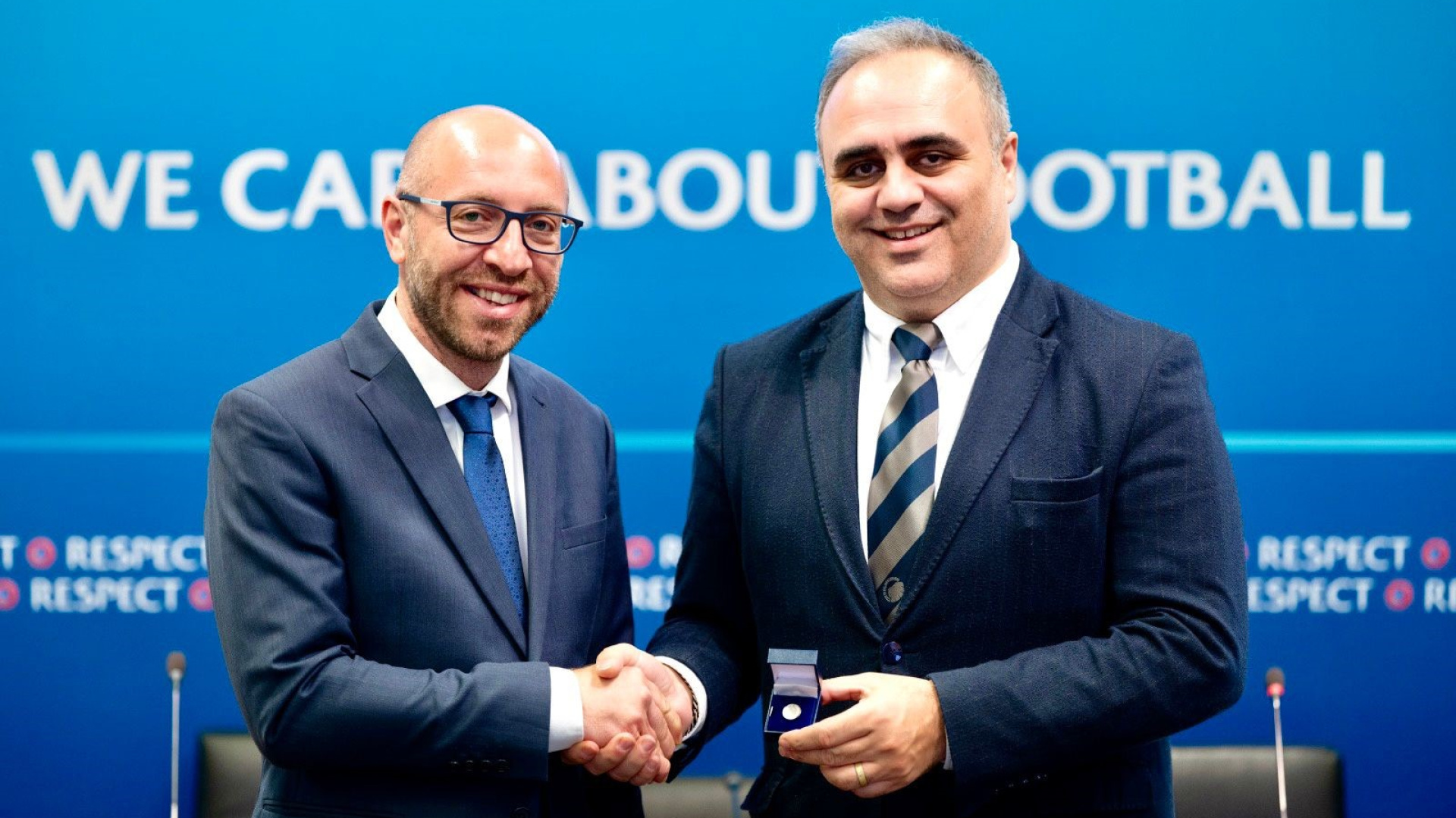 Ural Aküzüm, UEFA Gençlik ve Amatör Futbol Komitesi Toplantısı'na Katıldı