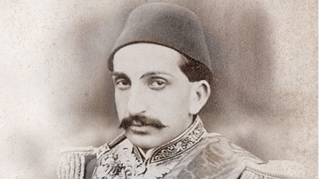 Pencereden bakmak